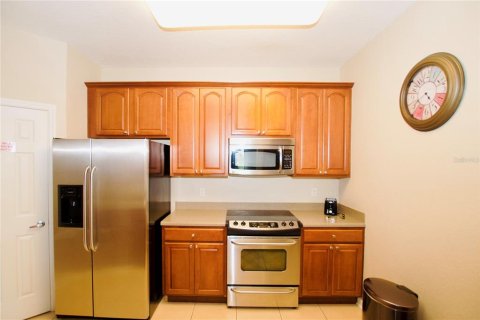 Condo in Orlando, Florida, 3 bedrooms  № 1312570 - photo 8