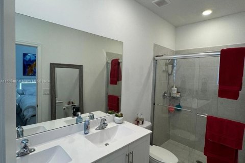 Adosado en venta en Homestead, Florida, 3 dormitorios, 160.07 m2 № 1365371 - foto 10