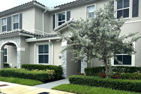 Adosado en venta en Homestead, Florida, 3 dormitorios, 160.07 m2 № 1365371 - foto 2