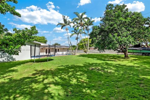 Villa ou maison à vendre à Palmetto Bay, Floride: 4 chambres, 208.57 m2 № 1319277 - photo 10