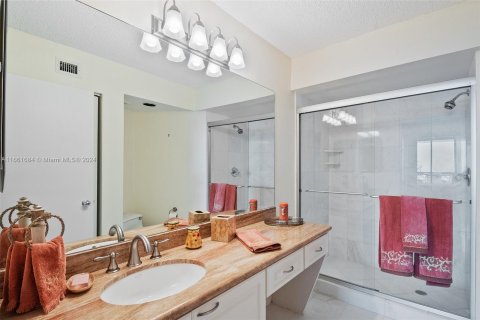 Condo in Aventura, Florida, 2 bedrooms  № 1374931 - photo 26