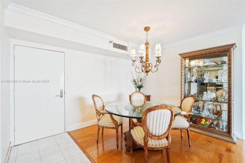 Copropriété à vendre à Aventura, Floride: 2 chambres, 109.72 m2 № 1374931 - photo 14