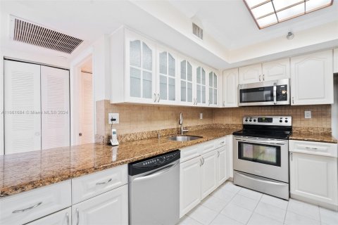 Copropriété à vendre à Aventura, Floride: 2 chambres, 109.72 m2 № 1374931 - photo 10