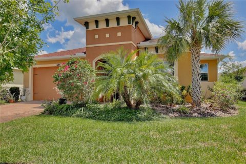 Villa ou maison à vendre à Kissimmee, Floride: 2 chambres, 158.4 m2 № 1244450 - photo 2