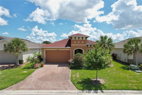 Villa ou maison à vendre à Kissimmee, Floride: 2 chambres, 158.4 m2 № 1244450 - photo 27