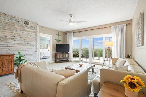 Condominio en venta en Saint Petersburg, Florida, 2 dormitorios, 111.02 m2 № 1371716 - foto 9