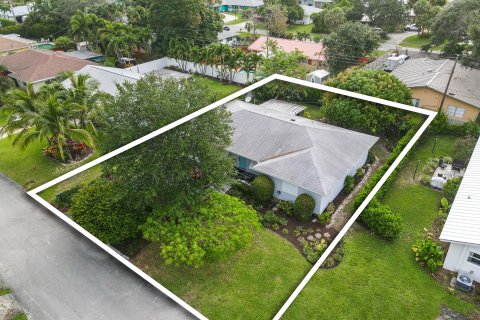 Villa ou maison à vendre à Tequesta, Floride: 2 chambres, 121.33 m2 № 1179861 - photo 25