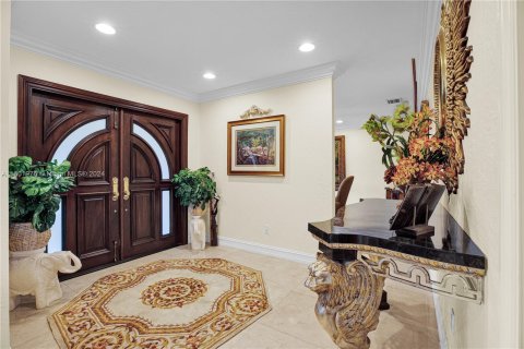 Villa ou maison à vendre à Palmetto Bay, Floride: 6 chambres, 402.08 m2 № 1220674 - photo 4