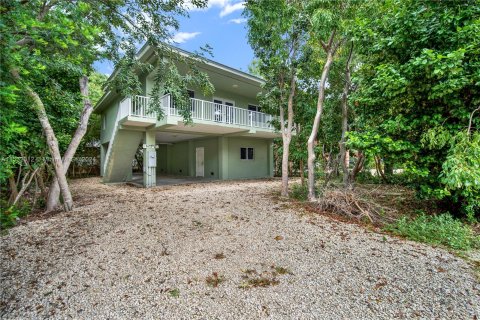 Casa en venta en Tavernier, Florida, 2 dormitorios, 115.2 m2 № 1004815 - foto 1