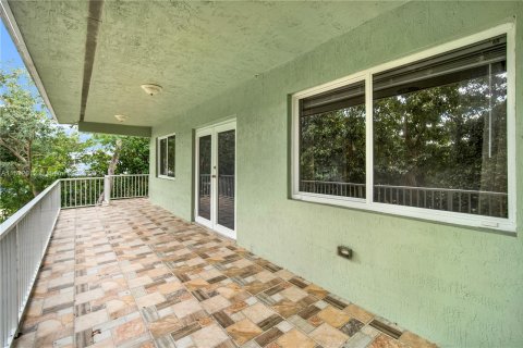 Villa ou maison à vendre à Tavernier, Floride: 2 chambres, 115.2 m2 № 1004815 - photo 2