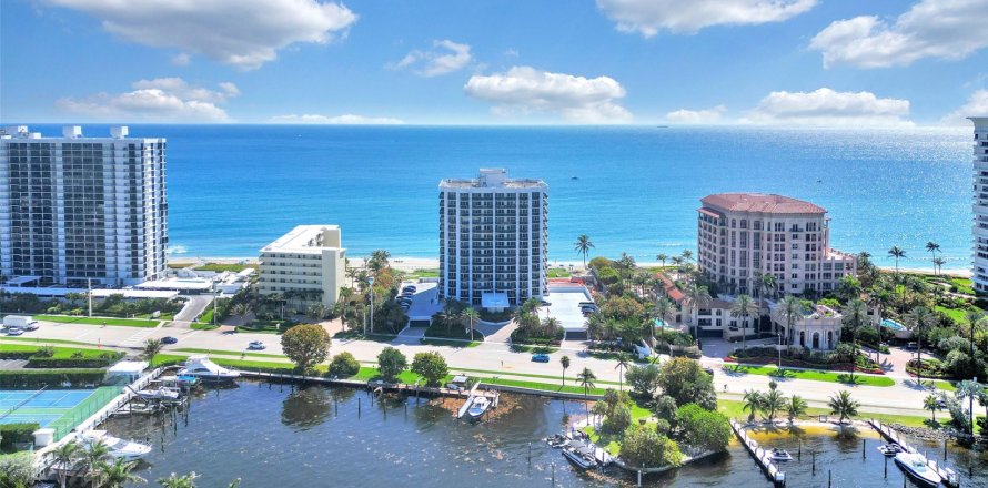 Condominio en Boca Raton, Florida, 3 dormitorios  № 1091948