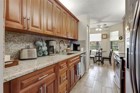 Copropriété à vendre à Pembroke Pines, Floride: 2 chambres, 102.75 m2 № 1209542 - photo 4