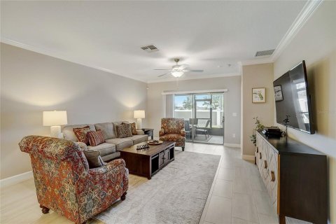 Townhouse in San Antonio, Florida 2 bedrooms, 162.3 sq.m. № 1315251 - photo 21