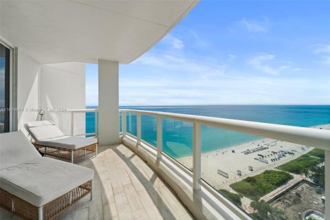 Condominio en alquiler en Miami Beach, Florida, 2 dormitorios, 116.13 m2 № 1398470 - foto 3