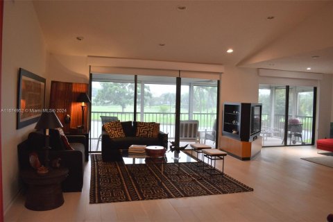 Condominio en alquiler en Boynton Beach, Florida, 2 dormitorios, 168.06 m2 № 1398471 - foto 2