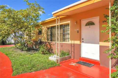 Casa en venta en Miami Gardens, Florida, 4 dormitorios, 114.46 m2 № 1311124 - foto 13