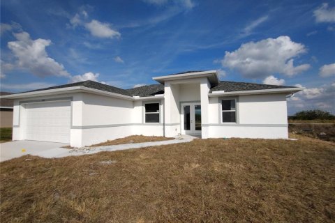 Villa ou maison à vendre à LaBelle, Floride: 4 chambres, 154.4 m2 № 1017406 - photo 2