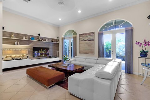 Casa en venta en Miramar, Florida, 4 dormitorios, 241.73 m2 № 1365826 - foto 9