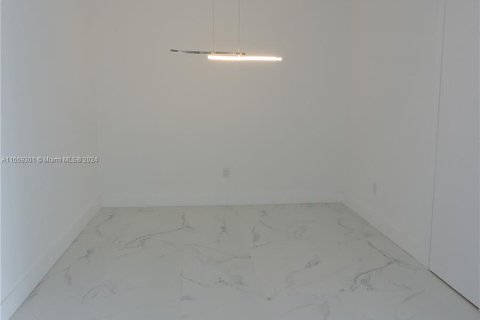 Condominio en venta en Miami, Florida, 2 dormitorios, 114.92 m2 № 1365790 - foto 7