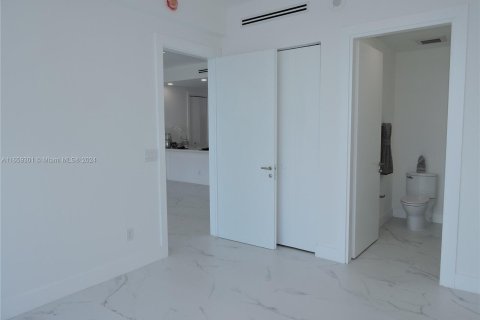 Copropriété à vendre à Miami, Floride: 2 chambres, 114.92 m2 № 1365790 - photo 22