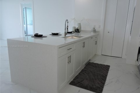 Copropriété à vendre à Miami, Floride: 2 chambres, 114.92 m2 № 1365790 - photo 5