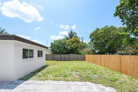 Casa en venta en Lake Worth, Florida, 3 dormitorios, 126.35 m2 № 1182779 - foto 2