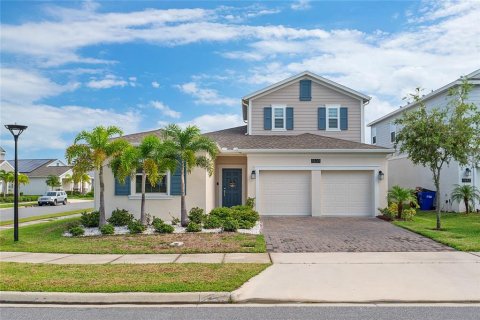 Villa ou maison à vendre à Kissimmee, Floride: 4 chambres, 252.42 m2 № 1314234 - photo 1