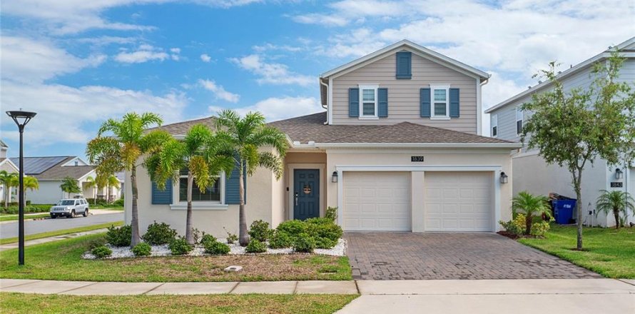 Villa ou maison à Kissimmee, Floride 4 chambres, 252.42 m2 № 1314234