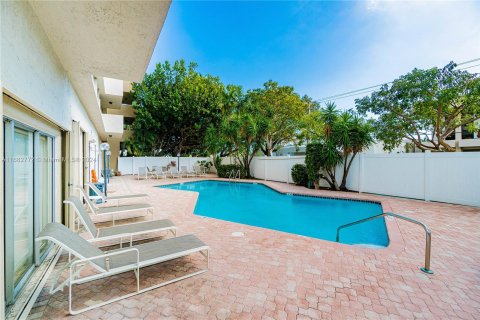 Copropriété à vendre à Fort Lauderdale, Floride: 2 chambres, 117.06 m2 № 1415702 - photo 9