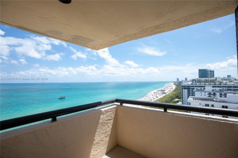 Condo in Miami Beach, Florida, 2 bedrooms  № 1100499 - photo 3