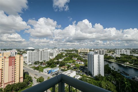 Condominio en alquiler en Miami, Florida, 2 dormitorios, 89 m2 № 1375720 - foto 13