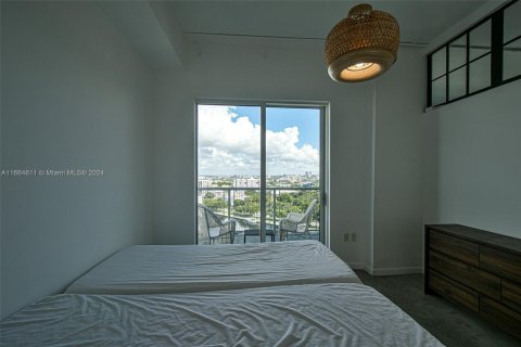 Condominio en alquiler en Miami, Florida, 2 dormitorios, 89 m2 № 1375720 - foto 24