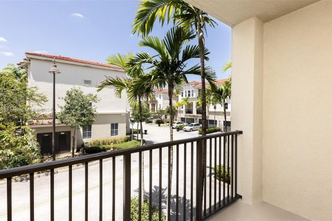 Touwnhouse à louer à Pembroke Pines, Floride: 2 chambres, 124.21 m2 № 1365451 - photo 11