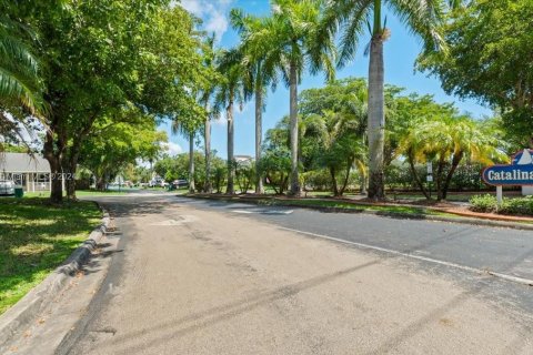 Villa ou maison à vendre à Cutler Bay, Floride: 3 chambres, 115.94 m2 № 1365916 - photo 26