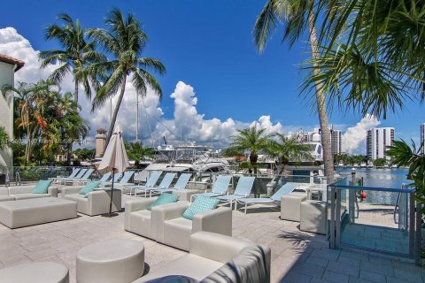 Condo in Aventura, Florida, 1 bedroom  № 1365453 - photo 25