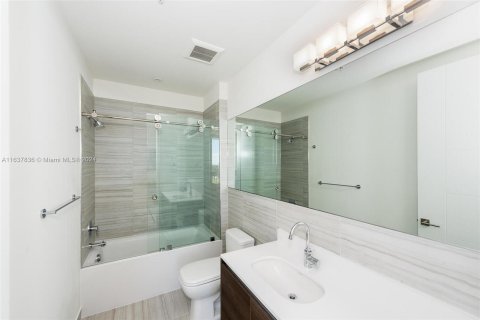 Condominio en venta en Coral Gables, Florida, 3 dormitorios, 142.98 m2 № 1310630 - foto 19