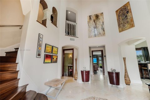 Villa ou maison à vendre à Miami Beach, Floride: 10 chambres, 684.6 m2 № 1310629 - photo 16