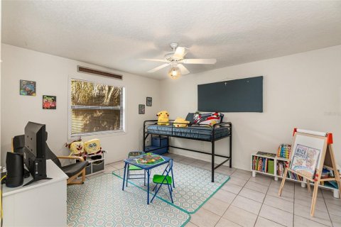 Villa ou maison à vendre à Merrit Island, Floride: 4 chambres, 192.31 m2 № 915952 - photo 28