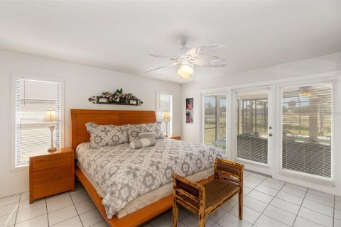 Villa ou maison à vendre à Merrit Island, Floride: 4 chambres, 192.31 m2 № 915952 - photo 18