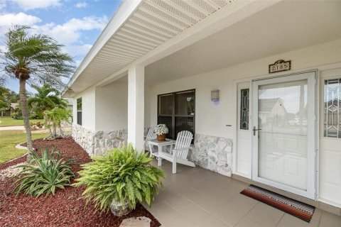 Villa ou maison à vendre à Merrit Island, Floride: 4 chambres, 192.31 m2 № 915952 - photo 5