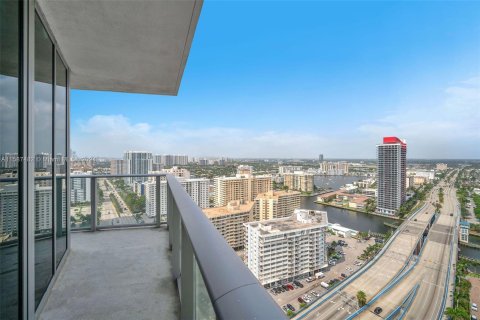 Condo in Hollywood, Florida, 2 bedrooms  № 1178888 - photo 24