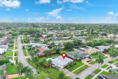 Villa ou maison à vendre à Coconut Creek, Floride: 3 chambres, 193.24 m2 № 1324526 - photo 6