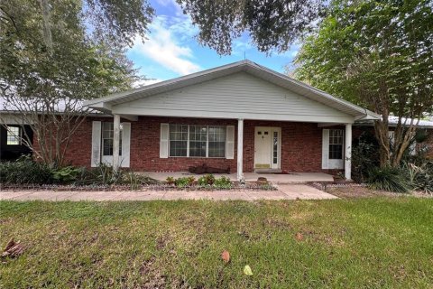 Villa ou maison à vendre à Kissimmee, Floride: 3 chambres, 184.32 m2 № 1318095 - photo 1