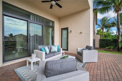 Casa en venta en Delray Beach, Florida, 5 dormitorios, 481.98 m2 № 724224 - foto 19