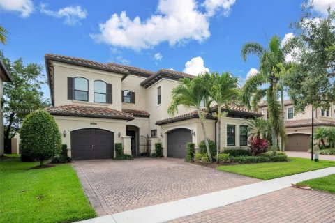 Casa en venta en Delray Beach, Florida, 5 dormitorios, 481.98 m2 № 724224 - foto 1