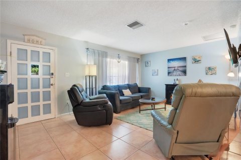 Casa en venta en St. Lucie, Florida, 2 dormitorios, 107.77 m2 № 1255663 - foto 6