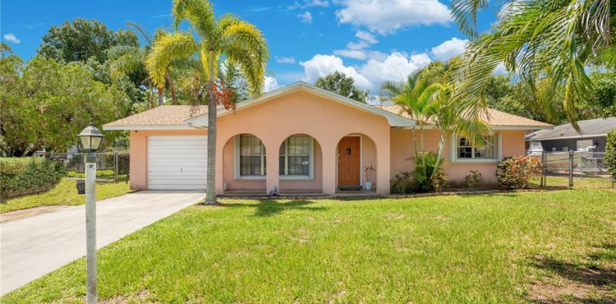 Casa en St. Lucie, Florida 2 dormitorios, 107.77 m2 № 1255663