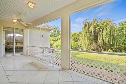 Villa ou maison à vendre à North Port, Floride: 3 chambres, 194.26 m2 № 1191876 - photo 28