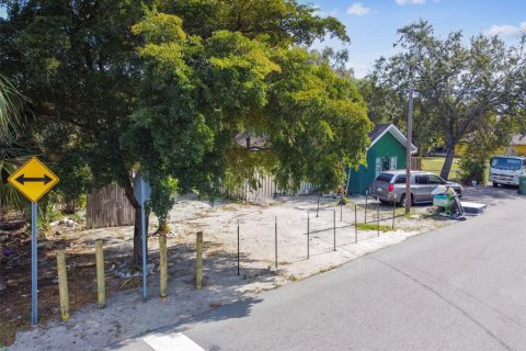 Terreno en venta en Bradenton, Florida № 1314374 - foto 1