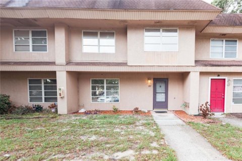 Touwnhouse à vendre à Sarasota, Floride: 4 chambres, 127.09 m2 № 1247391 - photo 1